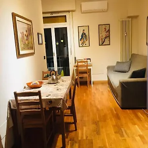 Giorgio's Station Apartment Bologna