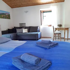 La Nicchia Comersee Apartment Vercana